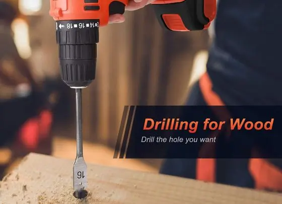 Juemel Power Drill On Wood