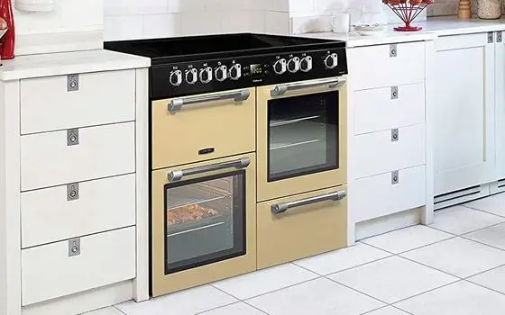 Electric Range Cooker In Cream Colour