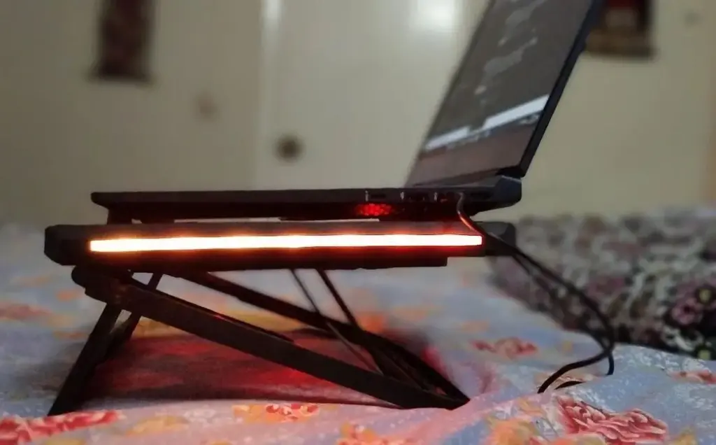 Folding Adjustable Laptop Stand On Bed