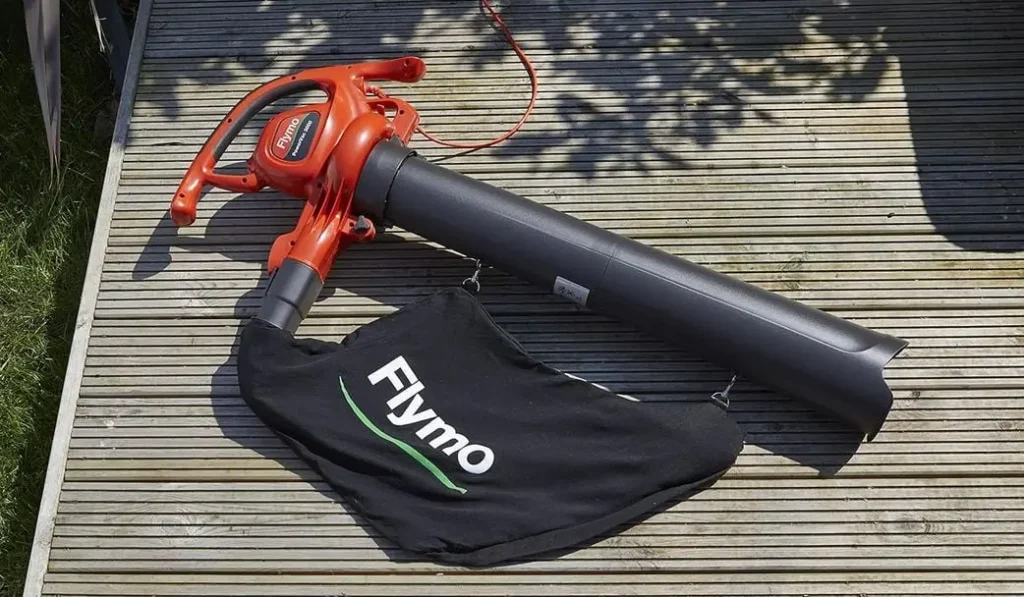 FLYMO Corded Leaf Blower Vacuum 3000 With Bag