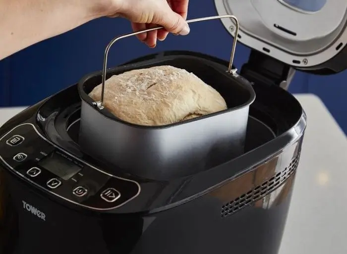 Tower Bread Maker Machine With Keep Warm