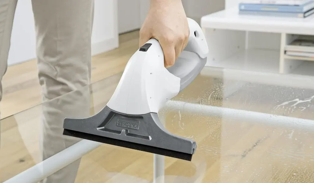 Rechargeable Window Hoover On Glass