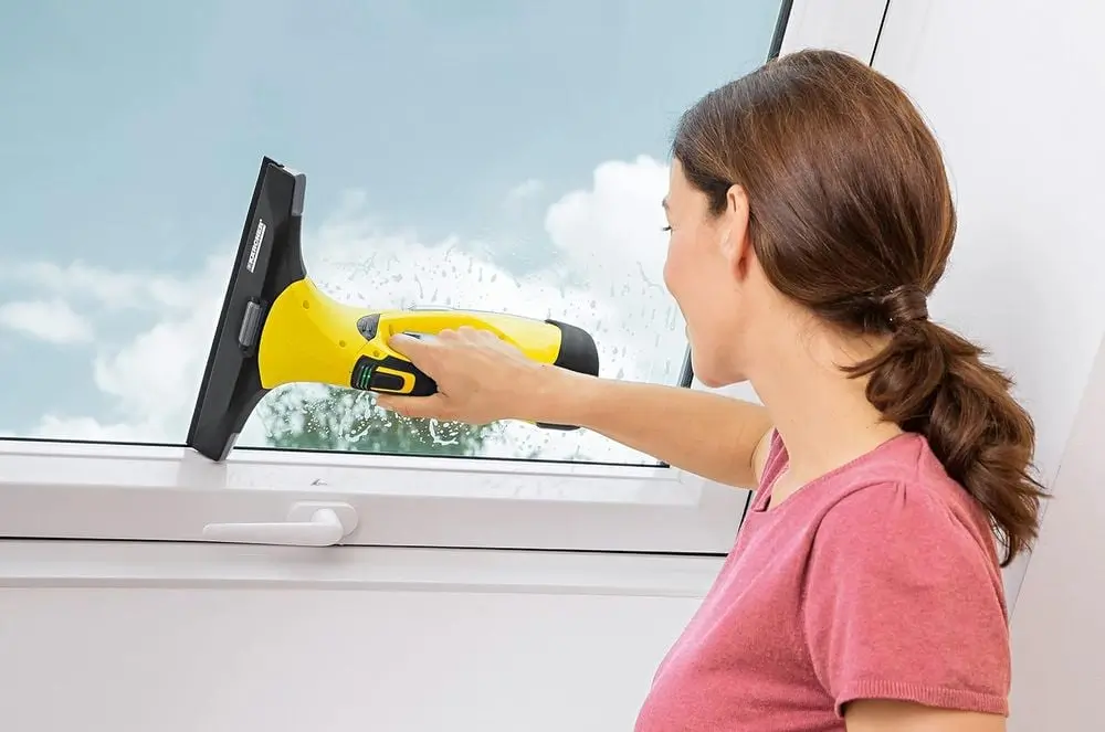 KARCHER Window Washing Vac In Yellow